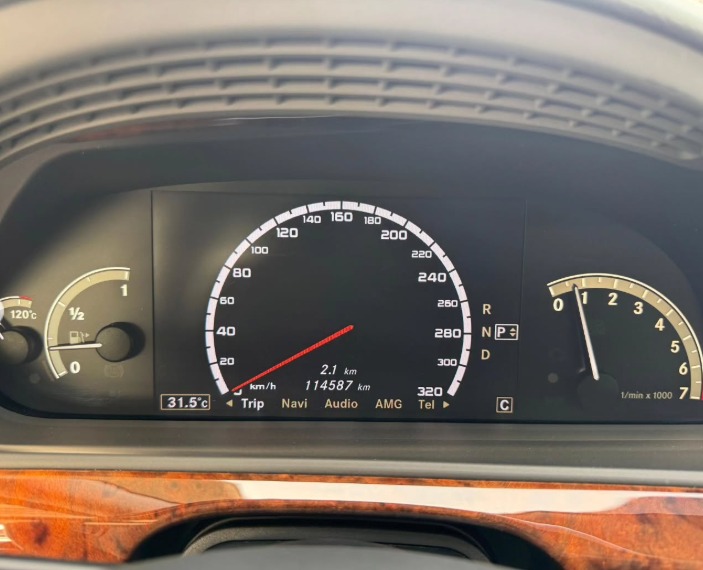 2008 MERCEDES-BENZ S550 V8 Black AUCTION GRADE 4/B