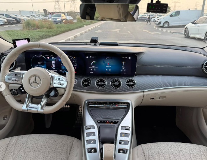 2021 MERCEDES-BENZ GT 63 S V8 Blue AUCTION GRADE 4.5/B