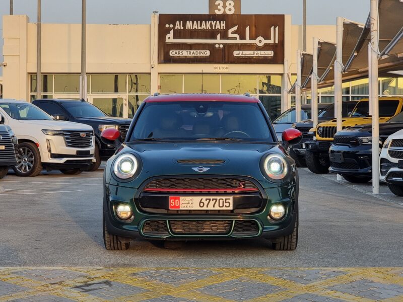 2018 Mini Cooper S - John Cooper Works GCC Specs