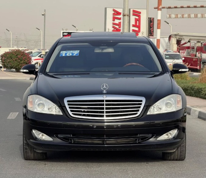2008 MERCEDES-BENZ S550 V8 Black AUCTION GRADE 4/B