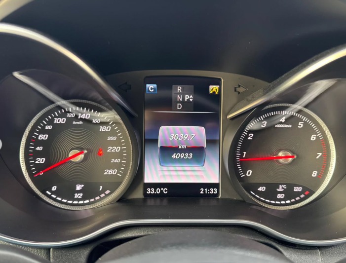 2016 MERCEDES-BENZ C200 V4 AUCTION GRADE 4.5/B