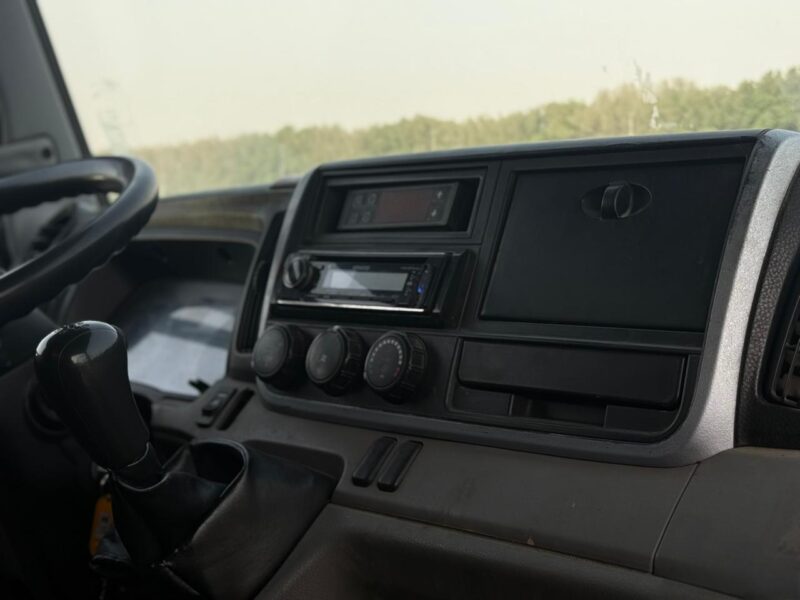 White 2019 Mitsubishi Canter, 18 FT, Water Shutter Diesel