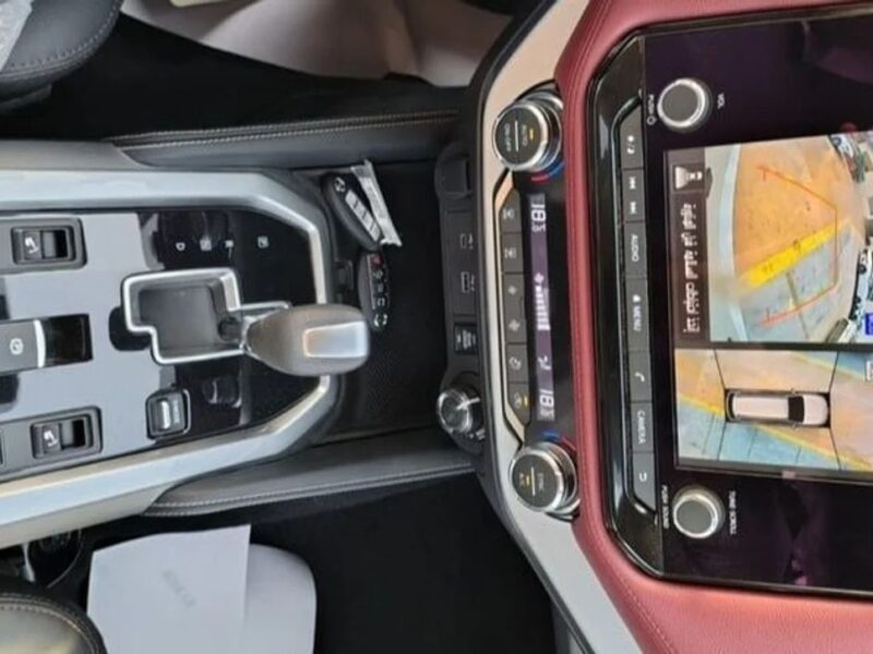 2023 Nissan XTerra Platinum 2.5L 4WD GCC Specs White