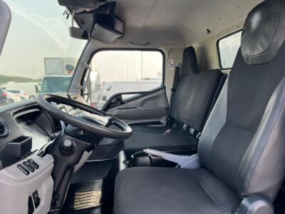 2019 Mitsubishi Canter, Watter Shutter, 18FT GCC White Manual