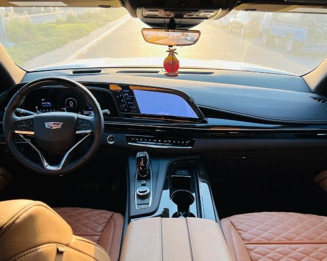 2023 CADILLAC ESCALADE 600 White FULL OPTION CHASSIS GUARANTEE