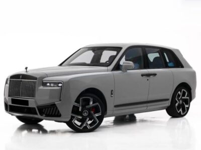 2025 Rolls Royce Cullinan 6.75 L Twin-turbo V12 Petrol