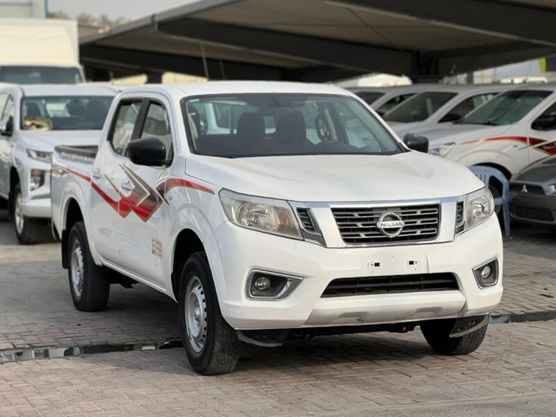 2020 White Nissan Navara 4x2 Automatic GCC Specs