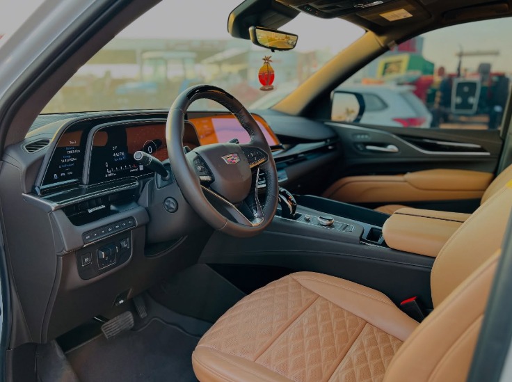 2023 CADILLAC ESCALADE 600 White FULL OPTION CHASSIS GUARANTEE