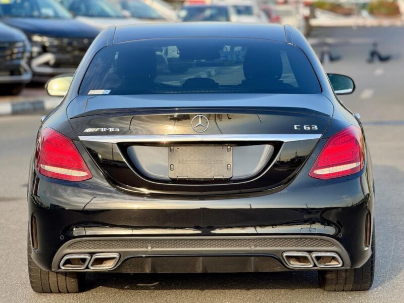 Black MERCEDES-Benz c 63 BLACK 2016 A/T Petrol