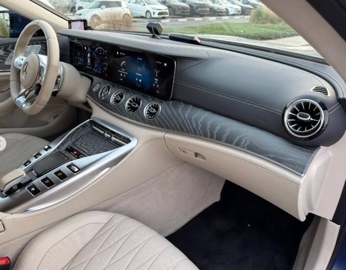 2021 MERCEDES-BENZ GT 63 S V8 Blue AUCTION GRADE 4.5/B