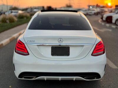 MERCEDES-BENZ C200 WHITE 2016 A/T Petrol