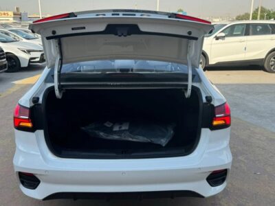 2025 MG MG5 Fully Loaded 1500 L White GCC Specs