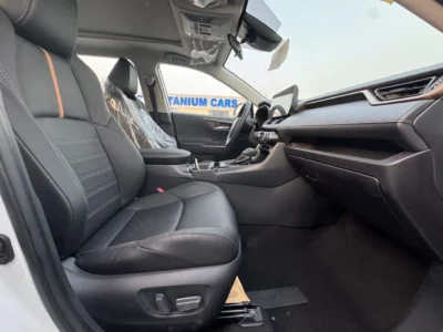 Toyota Wildlander Luxury 2.0L Petrol 2WD 2025 White Black