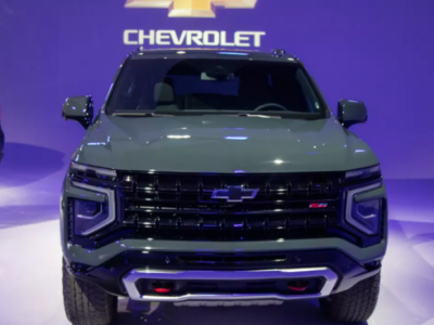 New 2025 Chevrolet Tahoe 5.3L V8 Engine Grey