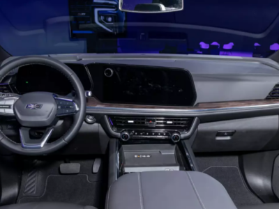 New 2025 Chevrolet Tahoe 5.3L V8 Engine Grey