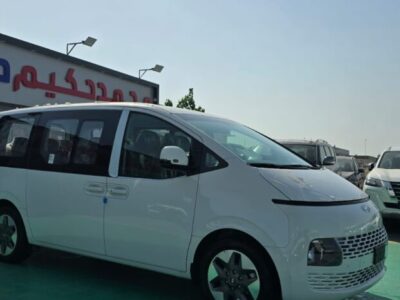New 2024 Hyundai Staria 3.5 L V6 Smartstream Petrol White