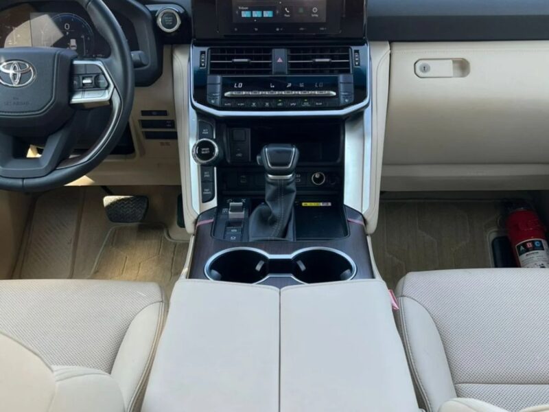 Toyota Land Cruiser TOYOTA LAND CRUISER 2025 GXR 4.0L/V6 White