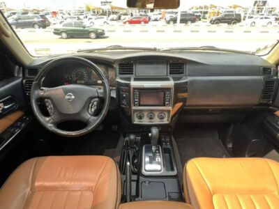 2019 NISSAN PATROL SUPER SAFARI 2019 Gold ENGINE 4.8L GCC