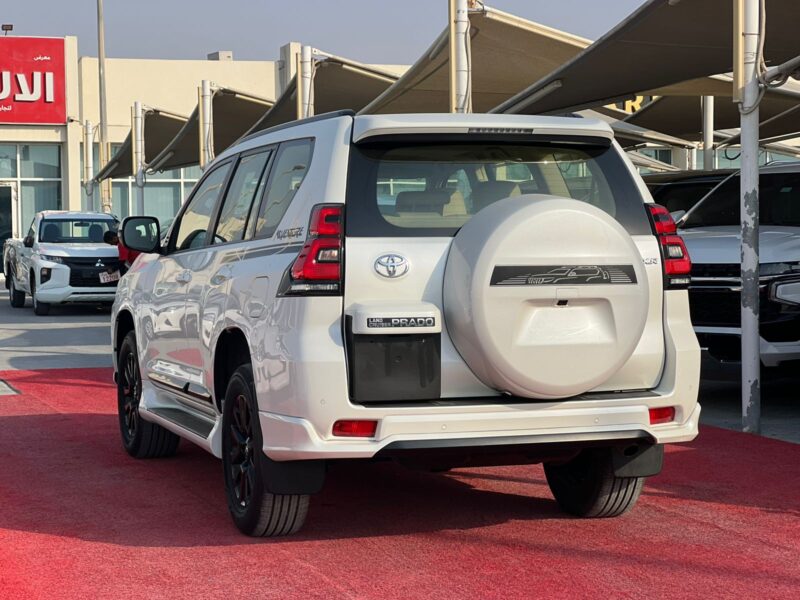 2022 Toyota Prado Adventure V6 4.0L White-Beige