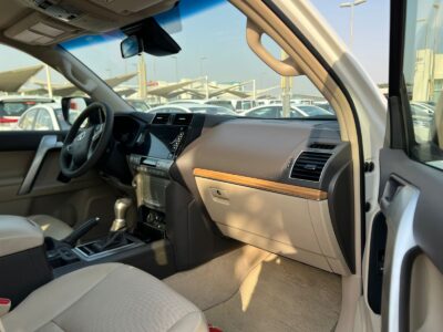 2022 Toyota Prado Adventure V6 4.0L White-Beige