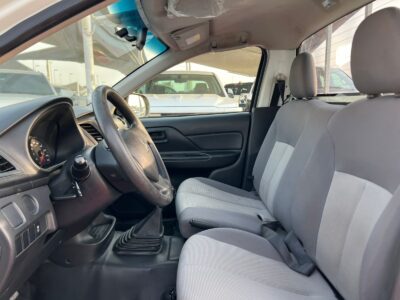 2022 Mitsubishi L200 S/C Manual GCC White-Grey