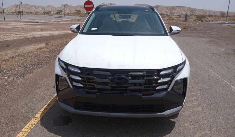 New 2025 Hyundai Tucson 1.6L Turbocharged Engine White