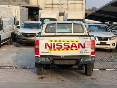 2020 Nissan Navara 4X4 White Fully Automatic GCC