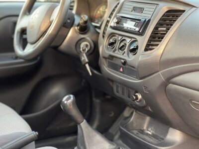 2022 Mitsubishi L200 S/C Manual GCC White-Grey