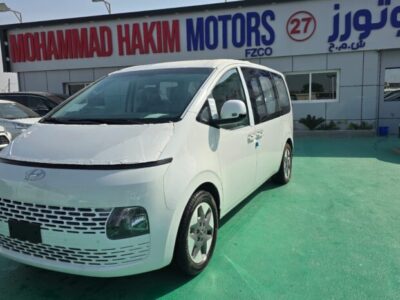 New 2024 Hyundai Staria 3.5 L V6 Smartstream Petrol White