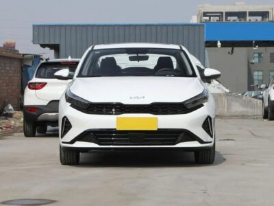 Kia K3 KIA K3 Comfort 1.5L 4 Cylinder Engine 2025 White Black