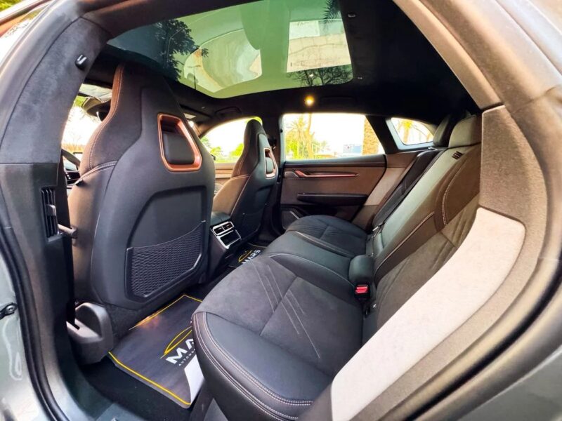 Zeekr 001 2024 New ZEEKR 001 RWD Electric Silver Black