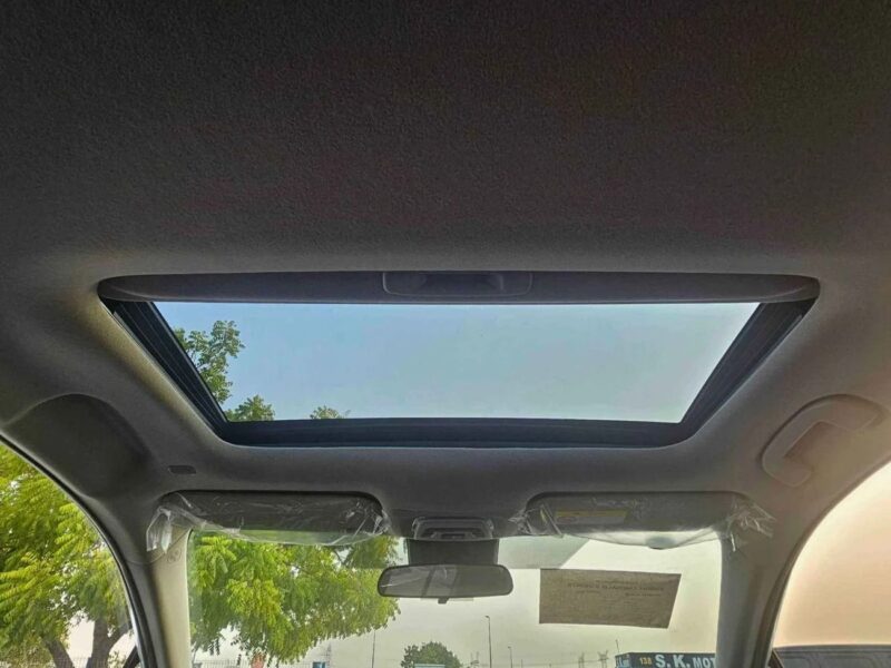 2025 Toyota Levin HEV LUXURY HYBRID 1.8L PETROL A/T White