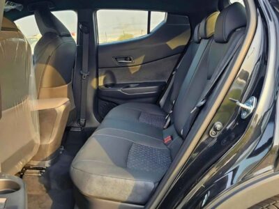 2023 Toyota C-HR LUXURY DUAL TONE 1.8L HYBRID FULL OPTION