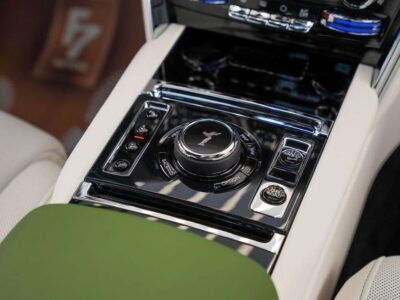 2026 Rolls-Royce Cullinan Silver Badge 6.7L V12 Twin-Turbo