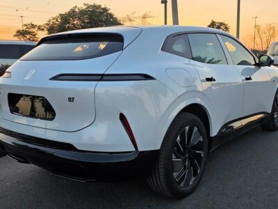 2025 Avatr 07 Other 4-Cylinder Engine Hybrid White