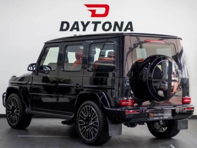 2025 Mercedes-Benz G-Class G 63 AMG Carbon Fiber V8 4.0L Black Red