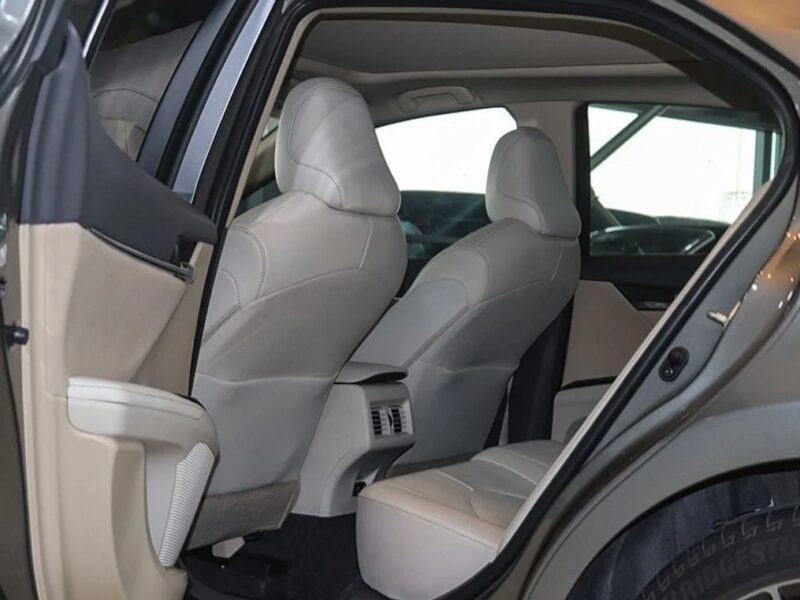 2022 Toyota Camry Grande 3.5L Engine Grey Beige GCC Specs