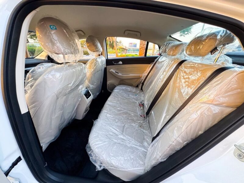 Chery Arrizo 5 2026 Chery Arrizo 5 1.5L FWD White Beige