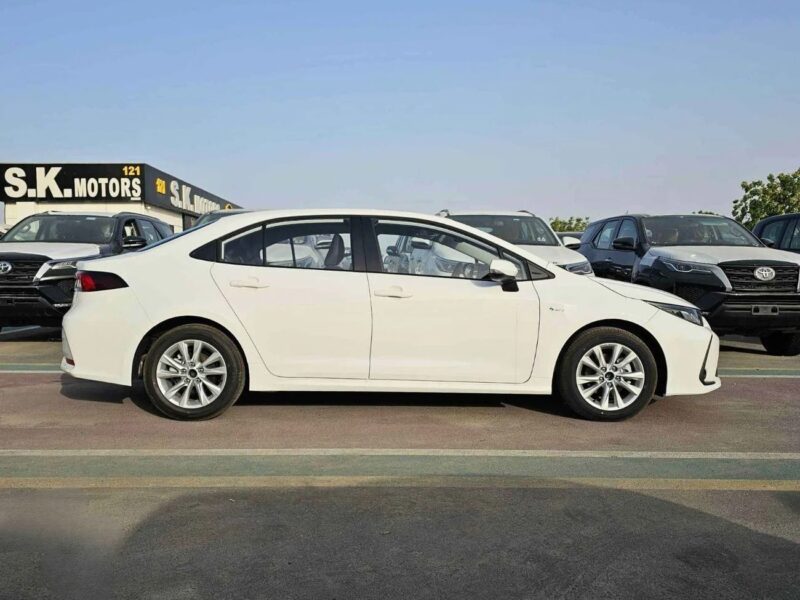 2025 Toyota Corolla ELITE HYBRID 1.8L V4 PETROL White Sedan