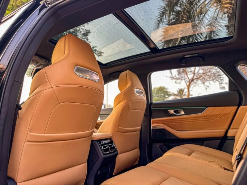 Changan Uni K 2.0T Elite 2024 Changan Uni-K 2.0T Black Tan