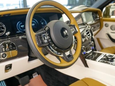 2025 Rolls Royce Cullinan Black Badge Bespoke Chartreuse 6.7L V12