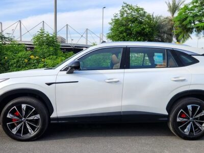 2025 MG HS New shape Full option White Tan GCC Specs