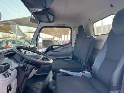 2020 Mitsubishi Canter S/C Manual 16FT Diesel White Truck