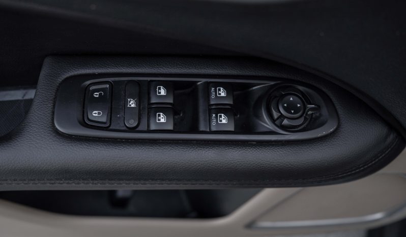 2020 Jeep Compass 2.4L Tigershark AT Petrol Black-White