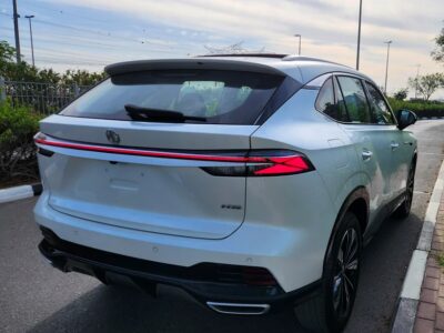 2025 MG HS New shape Full option White Tan GCC Specs