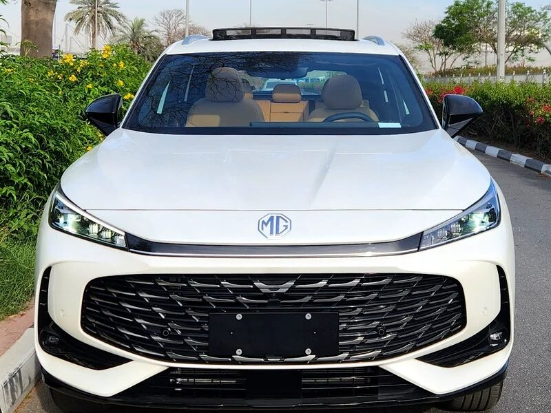 2025 MG HS New shape Full option White Tan GCC Specs