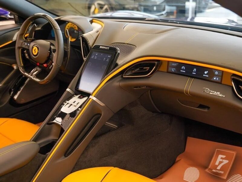 2025 Ferrari Roma 2025 3.9L Twin-Turbo V8 2-Door Grand Tourer