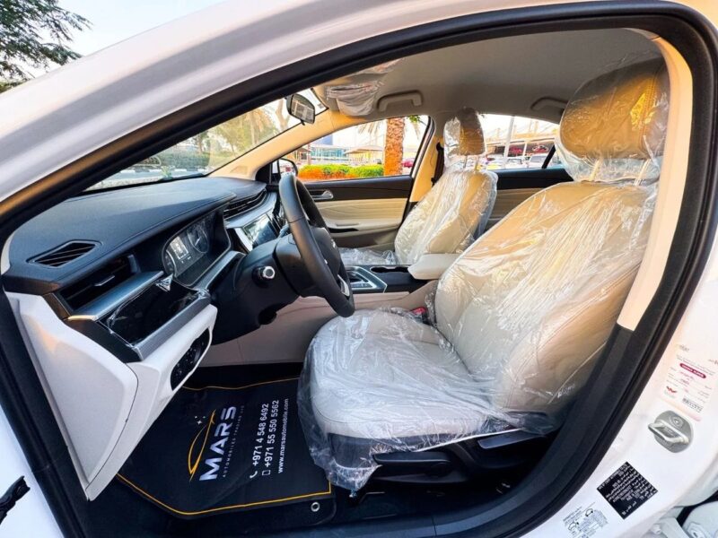 Chery Arrizo 5 2026 Chery Arrizo 5 1.5L FWD White Beige