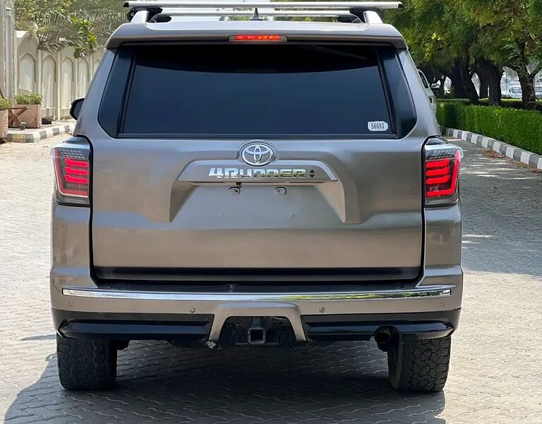 2023 Toyota 4Runner Limited 6 Cylinder Engine SUV Bronze Black