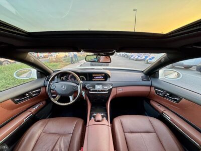 2007 Mercedes-Benz CL 550 5.5-liter V8 engine White Tan